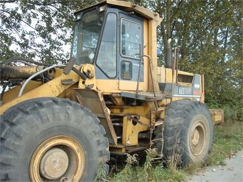 Cargadoras Sobre Ruedas Komatsu WA450 de segunda mano a la venta Ref.: 1419885623418258 No. 2