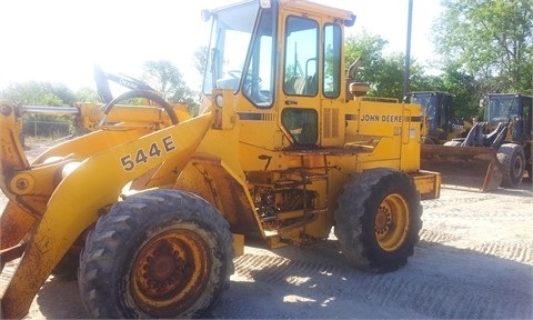 Cargadoras Sobre Ruedas Deere 544E