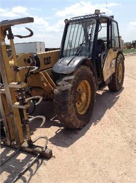 Montacargas Caterpillar TH330B