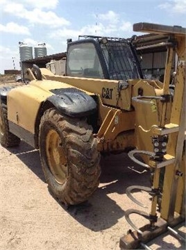 Montacargas Caterpillar TH330B en buenas condiciones Ref.: 1420659458374615 No. 2