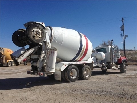 Mezcladoras De Concreto Mack RD688S usada Ref.: 1420939596629379 No. 2