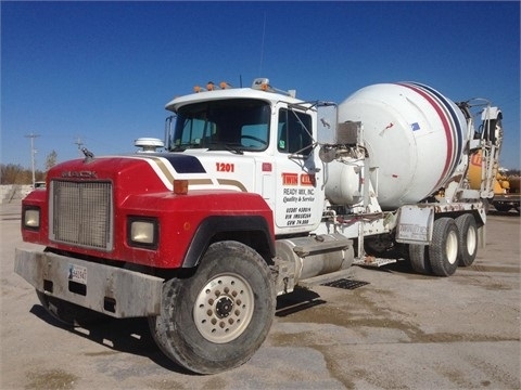 Mezcladoras De Concreto Mack RD688S usada Ref.: 1420939596629379 No. 3