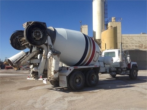 Mezcladoras De Concreto Mack RD688S importada en buenas condicion Ref.: 1420939933201823 No. 4