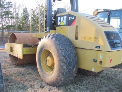 Compactadora Vibratoria Caterpillar CS54 de segunda mano en venta Ref.: 1421105854402028 No. 2