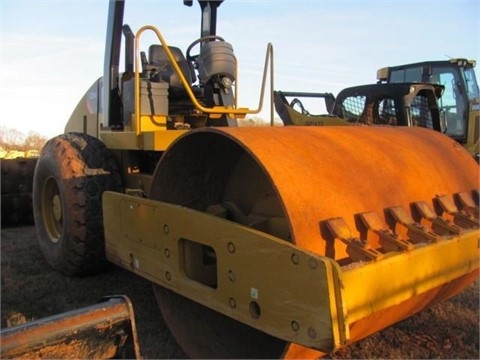 Compactadora Vibratoria Caterpillar CS54 de segunda mano en venta Ref.: 1421105854402028 No. 4