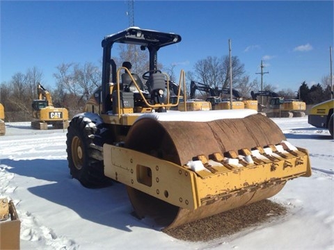 Compactadora Vibratoria Caterpillar CS54