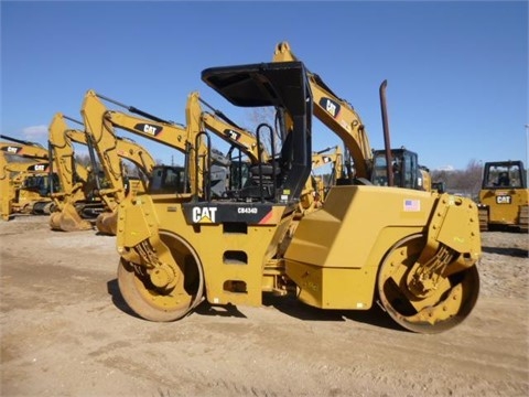 Compactadora Vibratoria Caterpillar CB-434D usada a la venta Ref.: 1421943790009201 No. 4