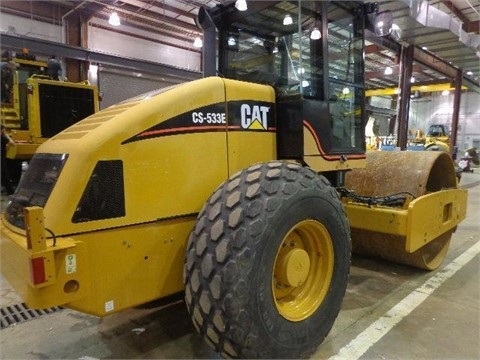 Compactadora Vibratoria Caterpillar CS-533E de segunda mano a la  Ref.: 1422048144329726 No. 3