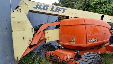 Plataformas Elevadoras Jlg 600AJ de medio uso en venta Ref.: 1423673195831514 No. 3