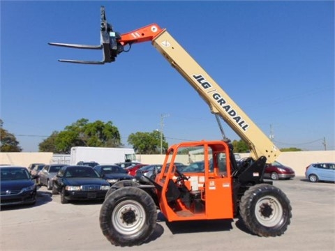 Montacargas Jlg G642A