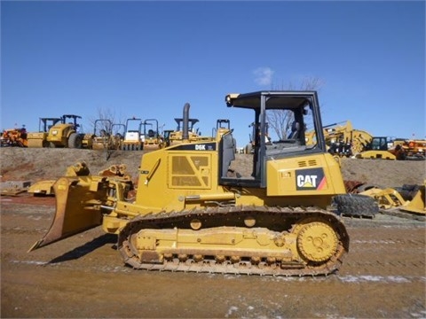 Dozers/tracks Caterpillar D6K