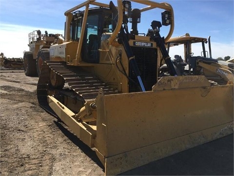 Dozers/tracks Caterpillar D6T