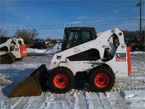 Minicargadores Bobcat  S300 en buenas condiciones Ref.: 1425066588275638 No. 2