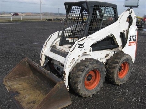 Minicargadores Bobcat  S175 importada en buenas condiciones Ref.: 1426112656809867 No. 3