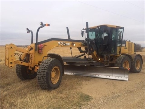 Motoconformadoras Deere 772GP