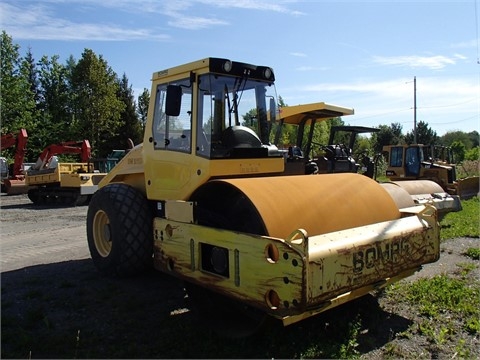 Vibratory Compactors Bomag BW211D