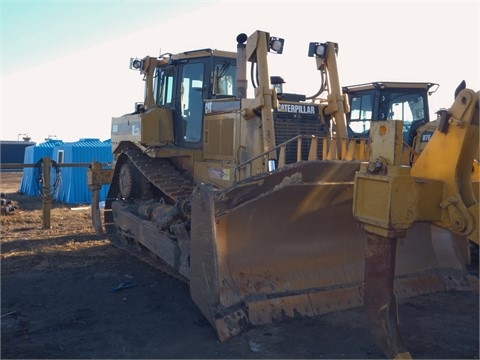 Tractores Sobre Orugas Caterpillar D8R en venta Ref.: 1427740814860431 No. 3