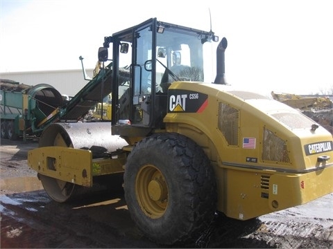 Compactadora Vibratoria Caterpillar CS56 usada de importacion Ref.: 1427832251858624 No. 2