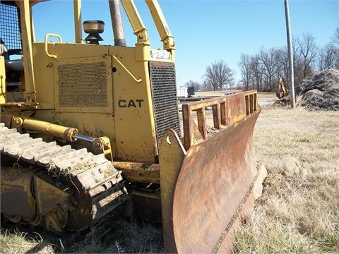 Dozers/tracks Caterpillar D5H