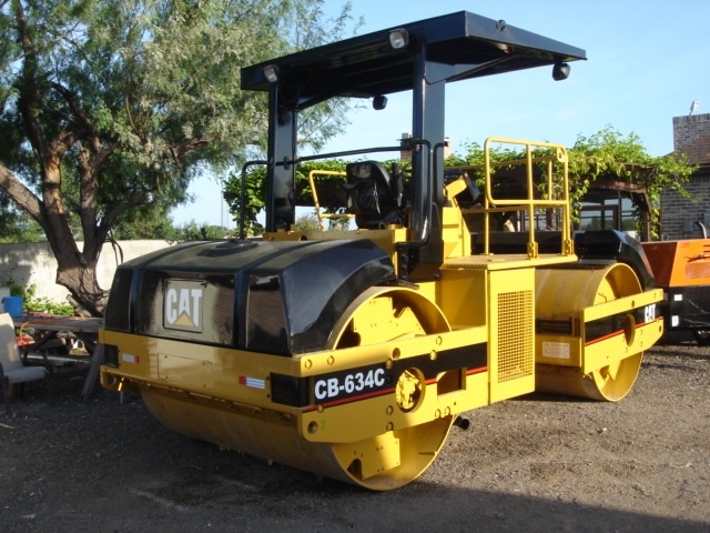 Compactadora Vibratoria Caterpillar CB-634C usada Ref.: 1428437682004945 No. 2