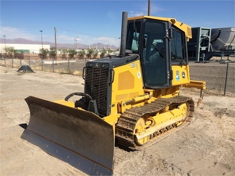 Tractores Sobre Orugas Deere 450J de medio uso en venta Ref.: 1428443703545793 No. 4