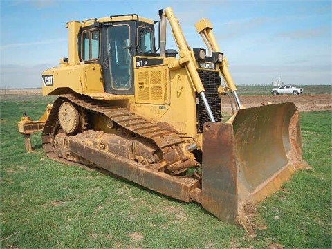 Tractores Sobre Orugas Caterpillar D6T  de medio uso en venta Ref.: 1428694127904529 No. 2