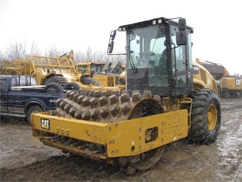 Compactadoras Suelos Y Rellenos Caterpillar CP56