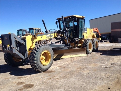 Motoconformadoras Deere 770D