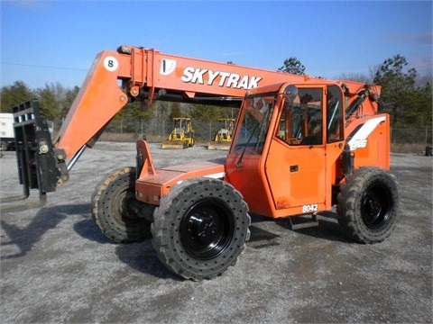 Manipulador Telescopico Sky Trak 8042