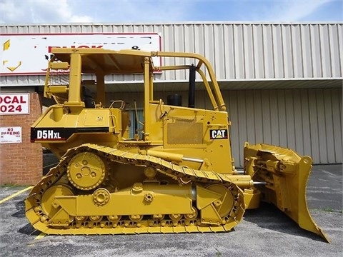 Dozers/tracks Caterpillar D5H