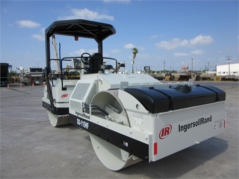 Compactadora De Doble Rodillo Ingersoll-rand DD110 en venta Ref.: 1429825747836353 No. 3