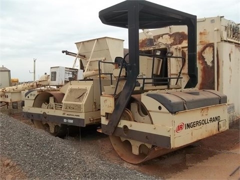 Compactadora De Doble Rodillo Ingersoll-rand DD110 importada de s Ref.: 1429833461755013 No. 2