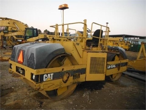 Compactadora De Doble Rodillo Caterpillar CB-534C seminueva en pe Ref.: 1429844483705414 No. 3