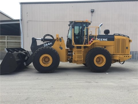 Cargadoras Sobre Ruedas Deere 744K