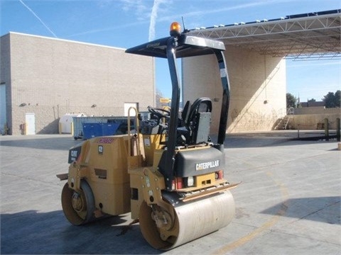 Compactadora De Doble Rodillo Caterpillar CB24 usada de importaci Ref.: 1429930745867368 No. 3