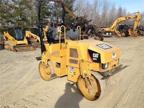 Compactadora De Doble Rodillo Caterpillar CB24 usada en buen esta Ref.: 1429932514285782 No. 4