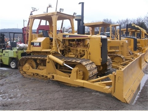 Tractores Sobre Orugas Caterpillar D5B de segunda mano en venta Ref.: 1429975877163609 No. 4