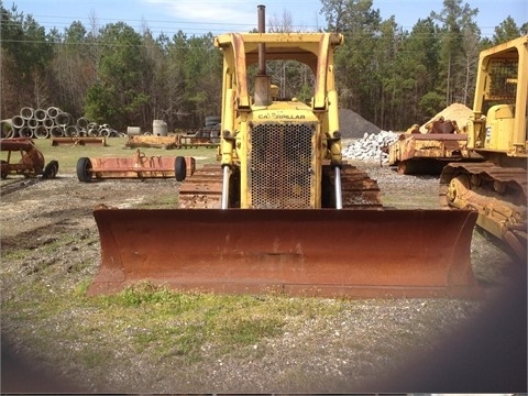 Dozers/tracks Caterpillar D5B