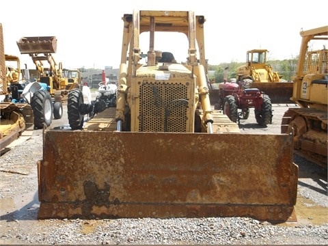 Dozers/tracks Caterpillar D5B