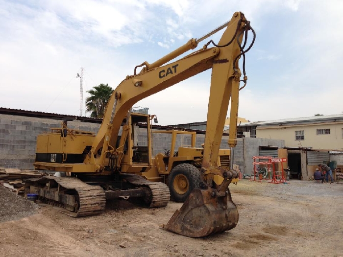 Hydraulic Excavator Caterpillar 225LC