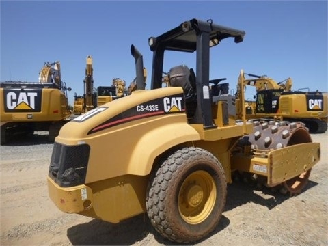 Compactadora Vibratoria Caterpillar CS-433E usada en buen estado Ref.: 1431636179096242 No. 2