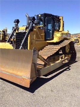 Dozers/tracks Caterpillar D6T