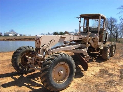 Motor Graders Caterpillar  1 2