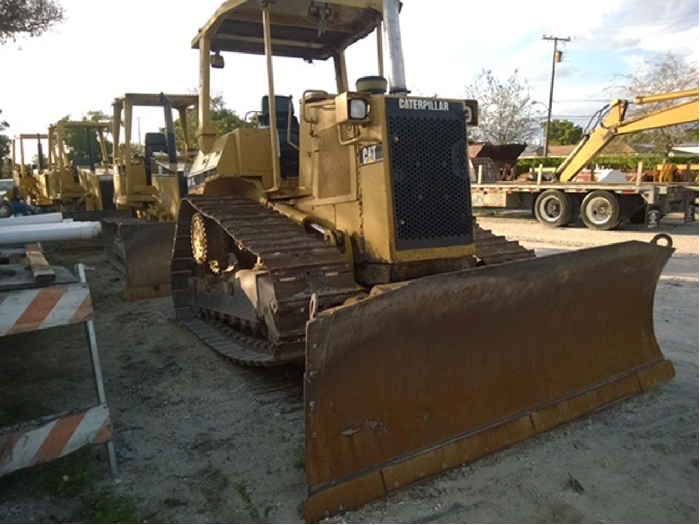 Dozers/tracks Caterpillar D 4