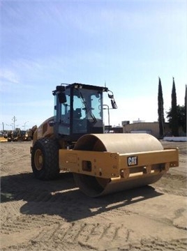 Compactadora Vibratoria Caterpillar CS54 de segunda mano Ref.: 1434646828956478 No. 3