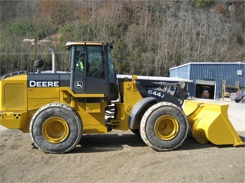 Cargadoras Sobre Ruedas Deere 644J de segunda mano a la venta Ref.: 1435180260697501 No. 3