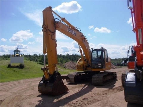 Excavadoras Hidraulicas Deere 225C de segunda mano Ref.: 1435266679322832 No. 2