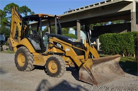 Retroexcavadoras Caterpillar 420E