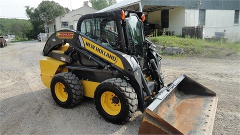 Miniloaders New Holland L225