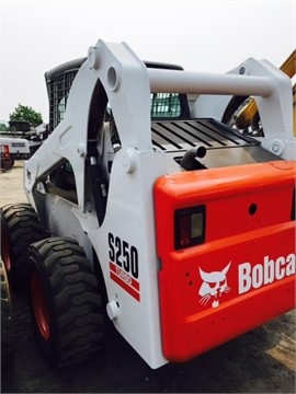 Minicargadores Bobcat  S250 usada a la venta Ref.: 1436217104138429 No. 2